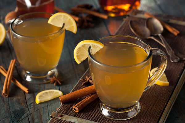 hot-amaretto-toddy