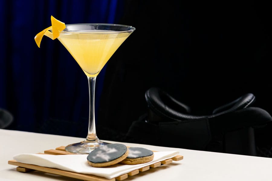 Bee’s Knees cocktail