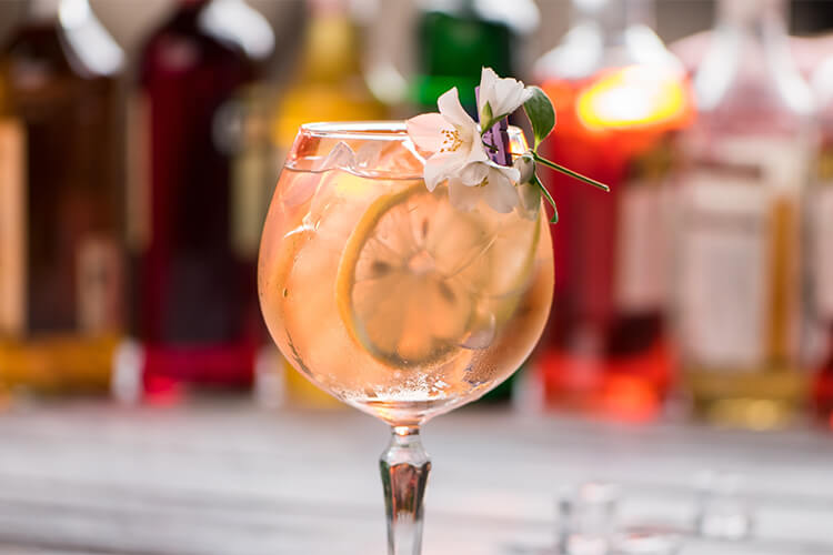 rum-tonic-cocktail-rezept